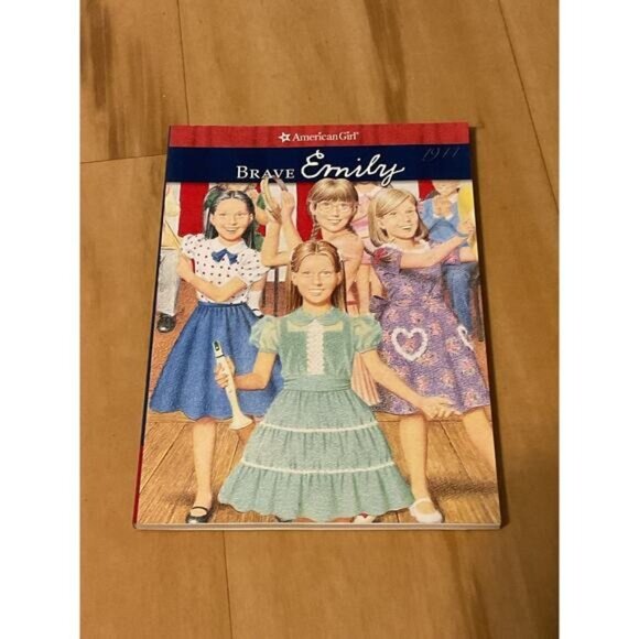 Brave Emily By American Girl Paperback Book - Picture 1 of 2
